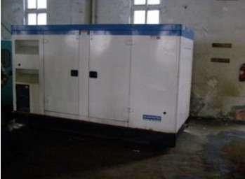 平潭康明斯150kw大型柴油二手发电机组