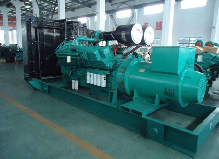 平潭800kw康明斯柴油发电机组